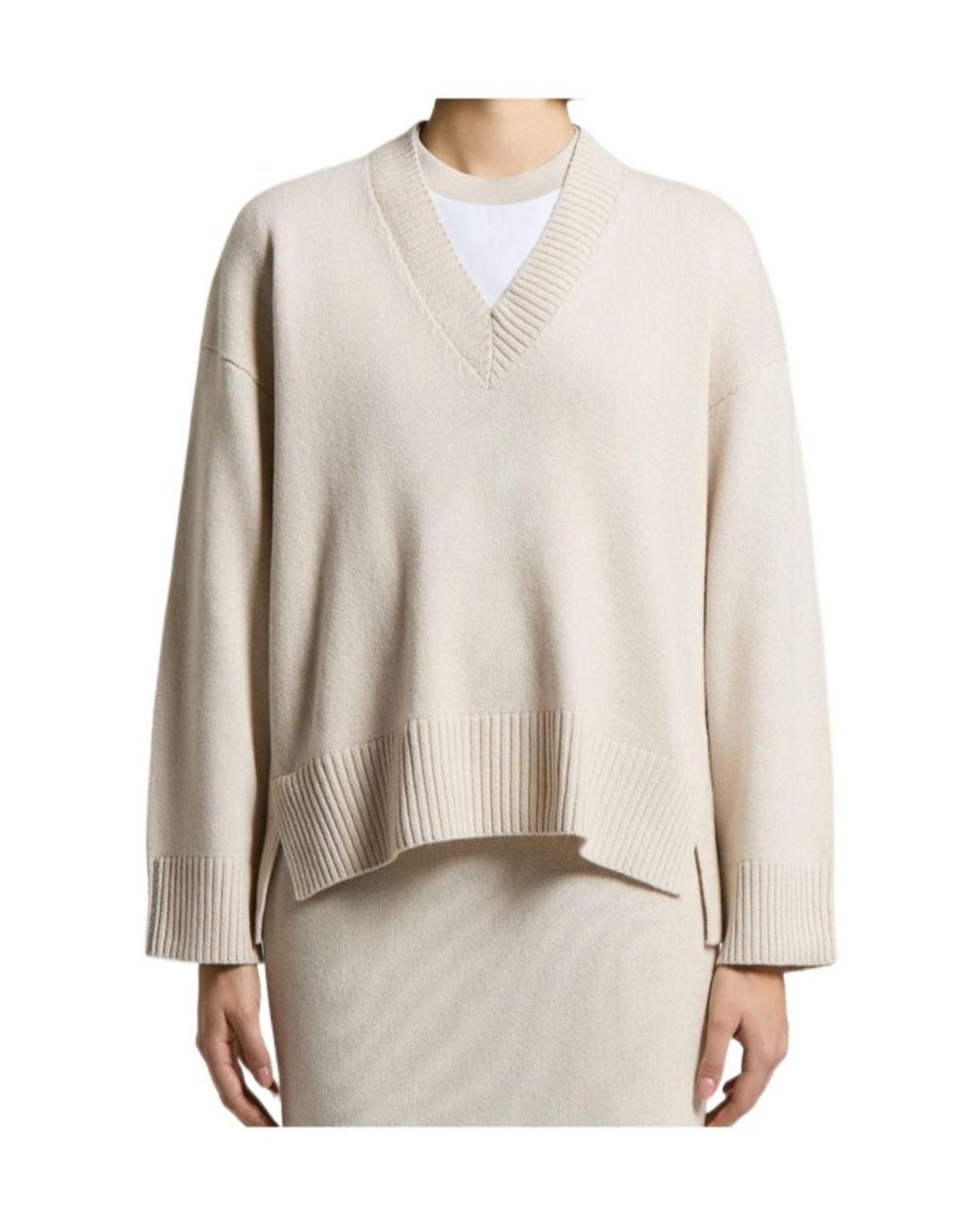 Peserico White Ribbed-Knit V-Neck Sweater