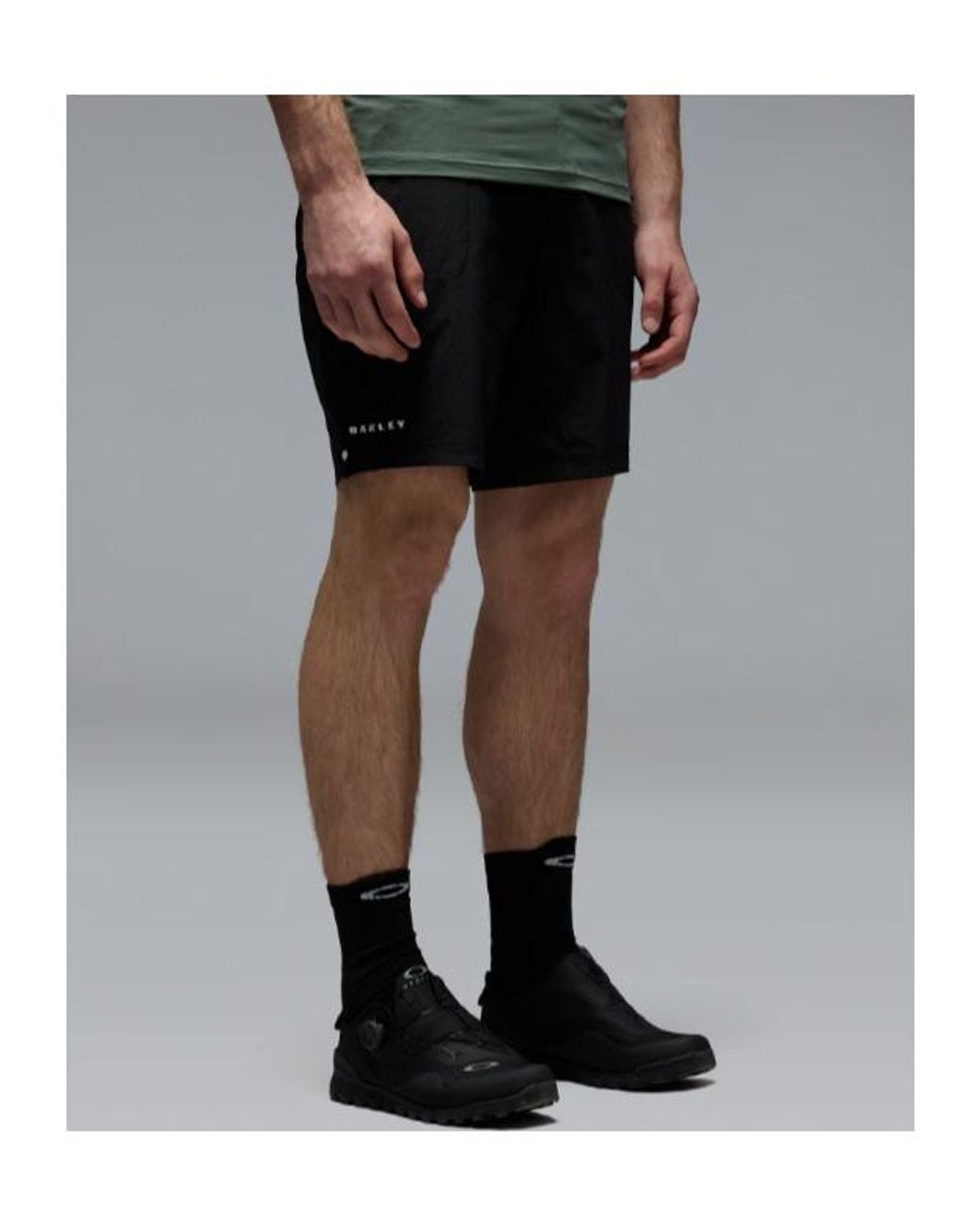 Oakley Black Seeker Whip Short for men