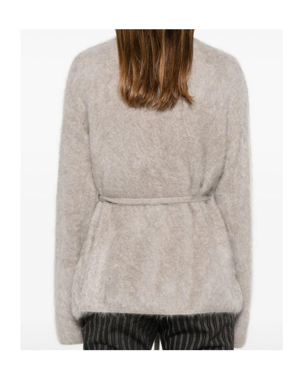 Soft Goat Brown V-Neck Long-Sleeved Cardigan