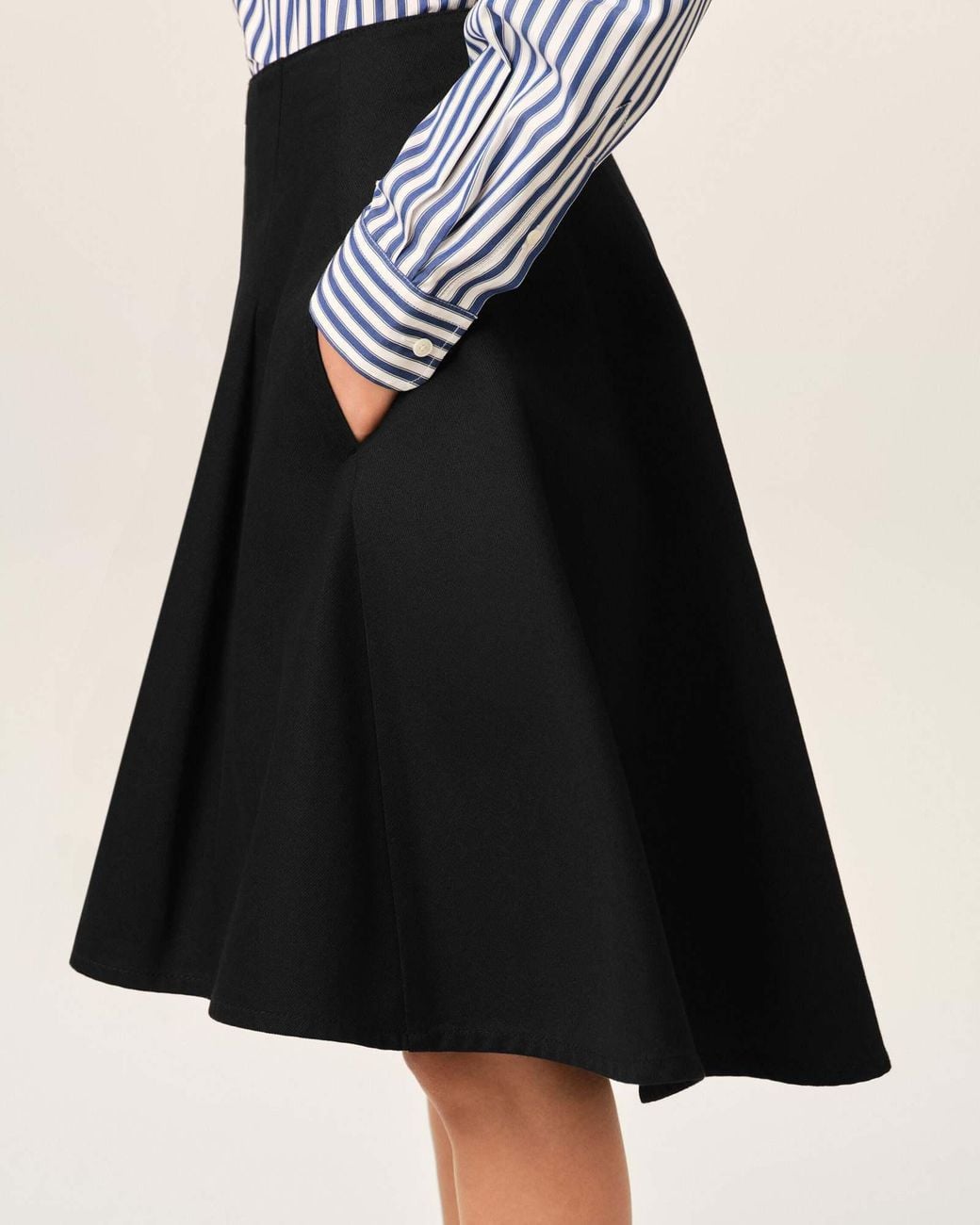 AMI Black Ami High-Low Flared Skirt