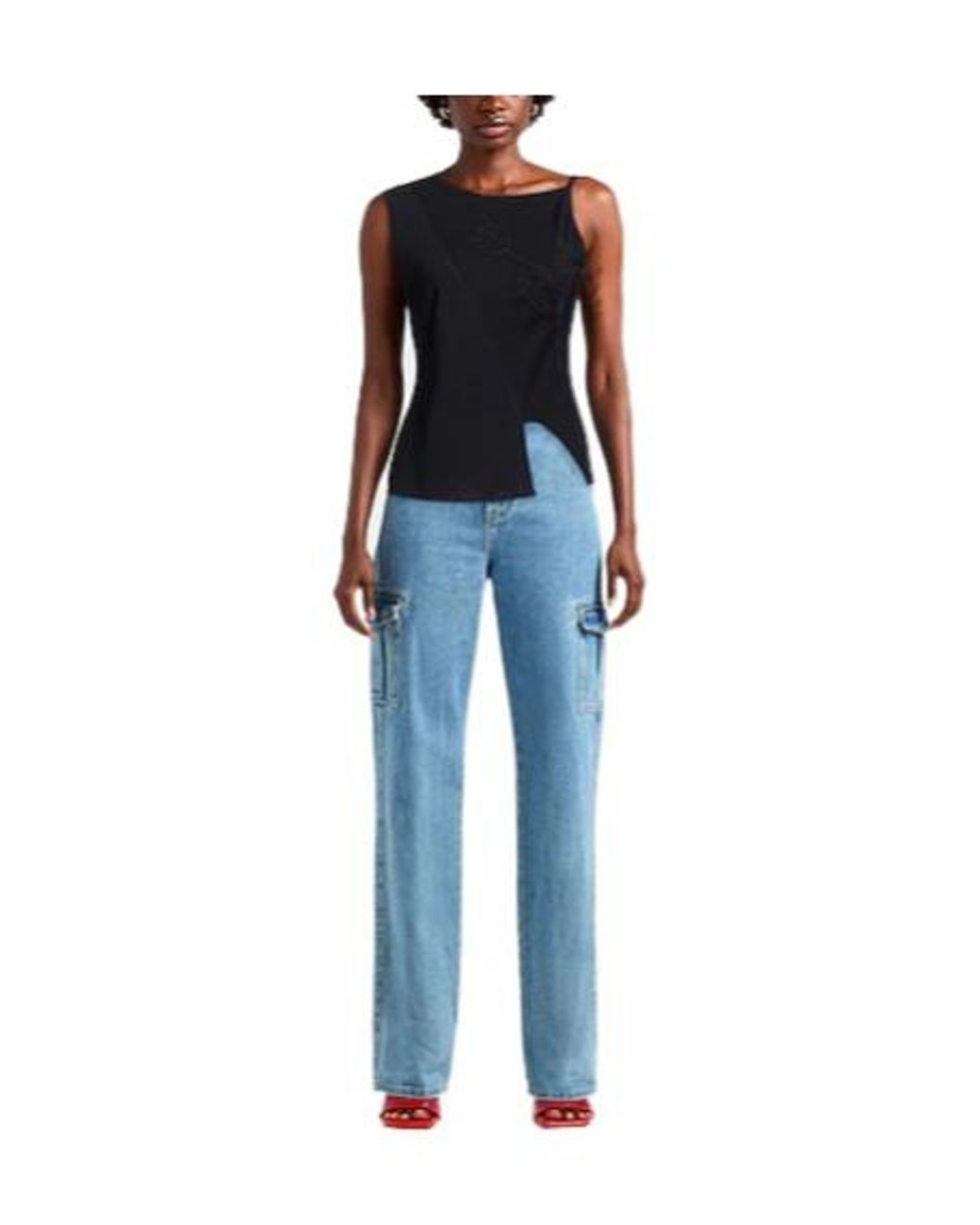 MAX&Co. Black Solid Color Sleeveless T-Shirt