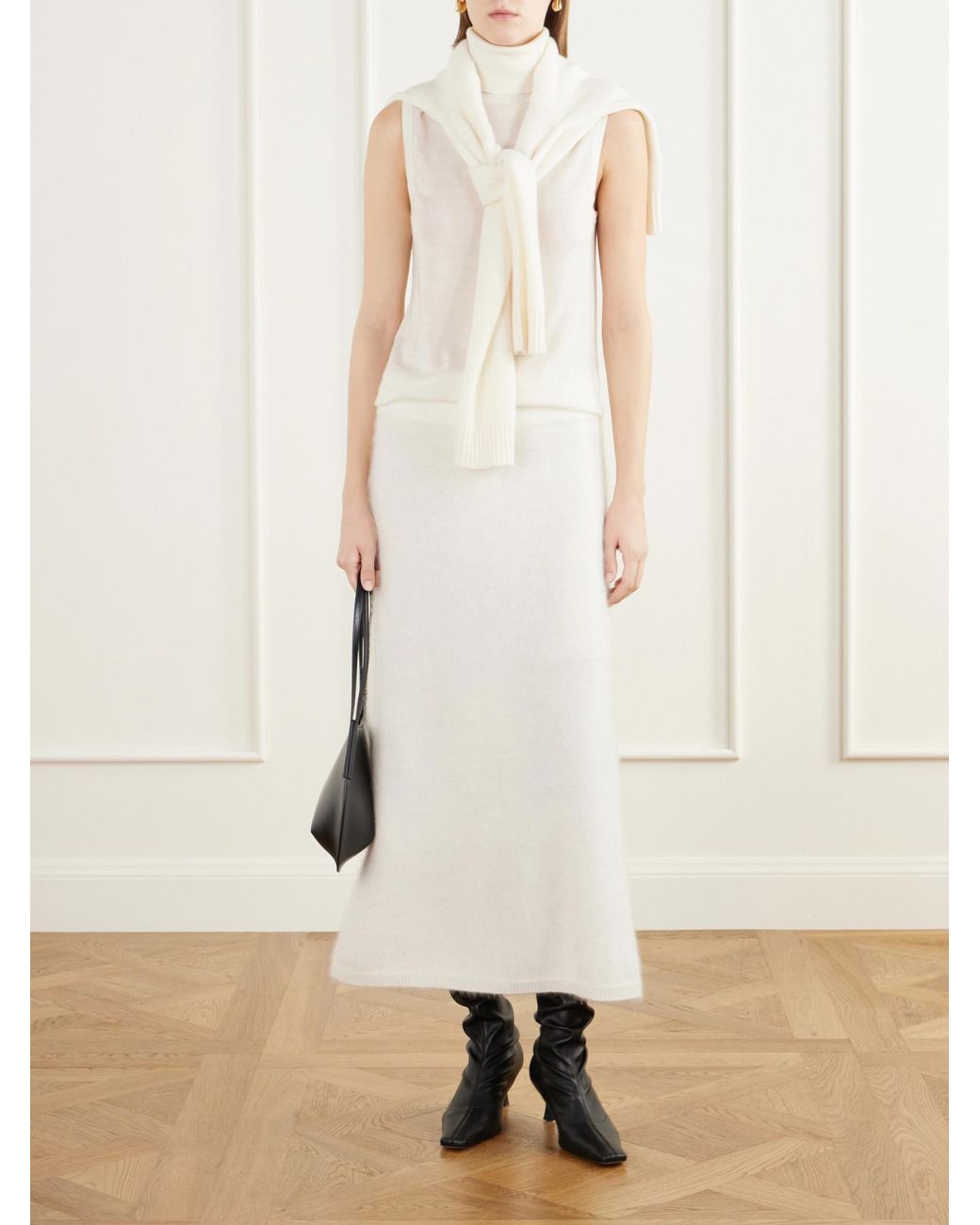 Lisa Yang White Cashmere Knitted Turtleneck Top