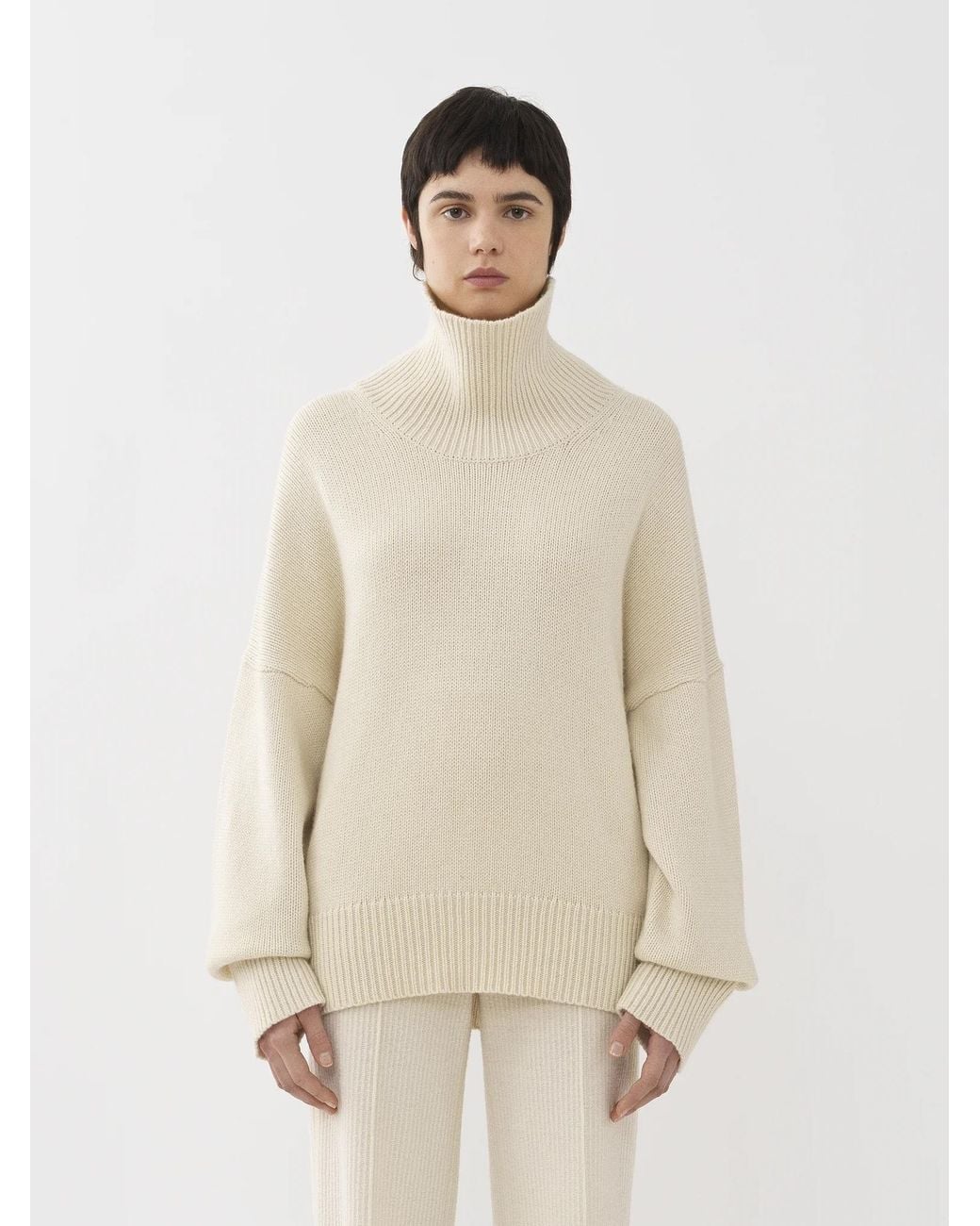 Chloé White Cashmere Turtleneck Sweater