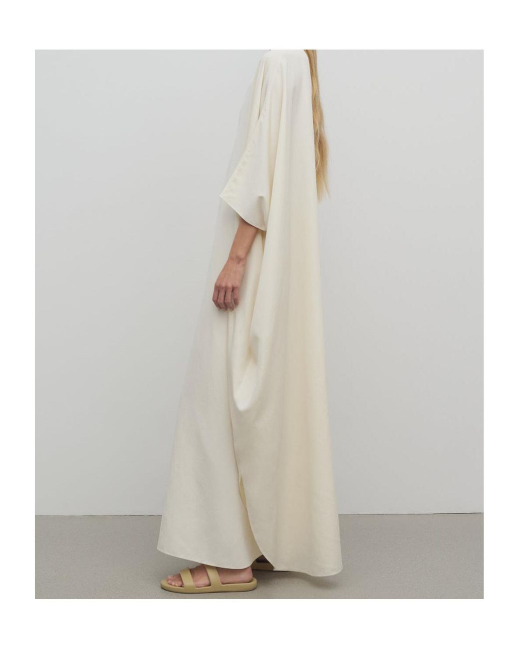 パーティードレス [The Row] Nicas Dress in Silk The Row Nicas Silk Maxi Dress in White | Lyst