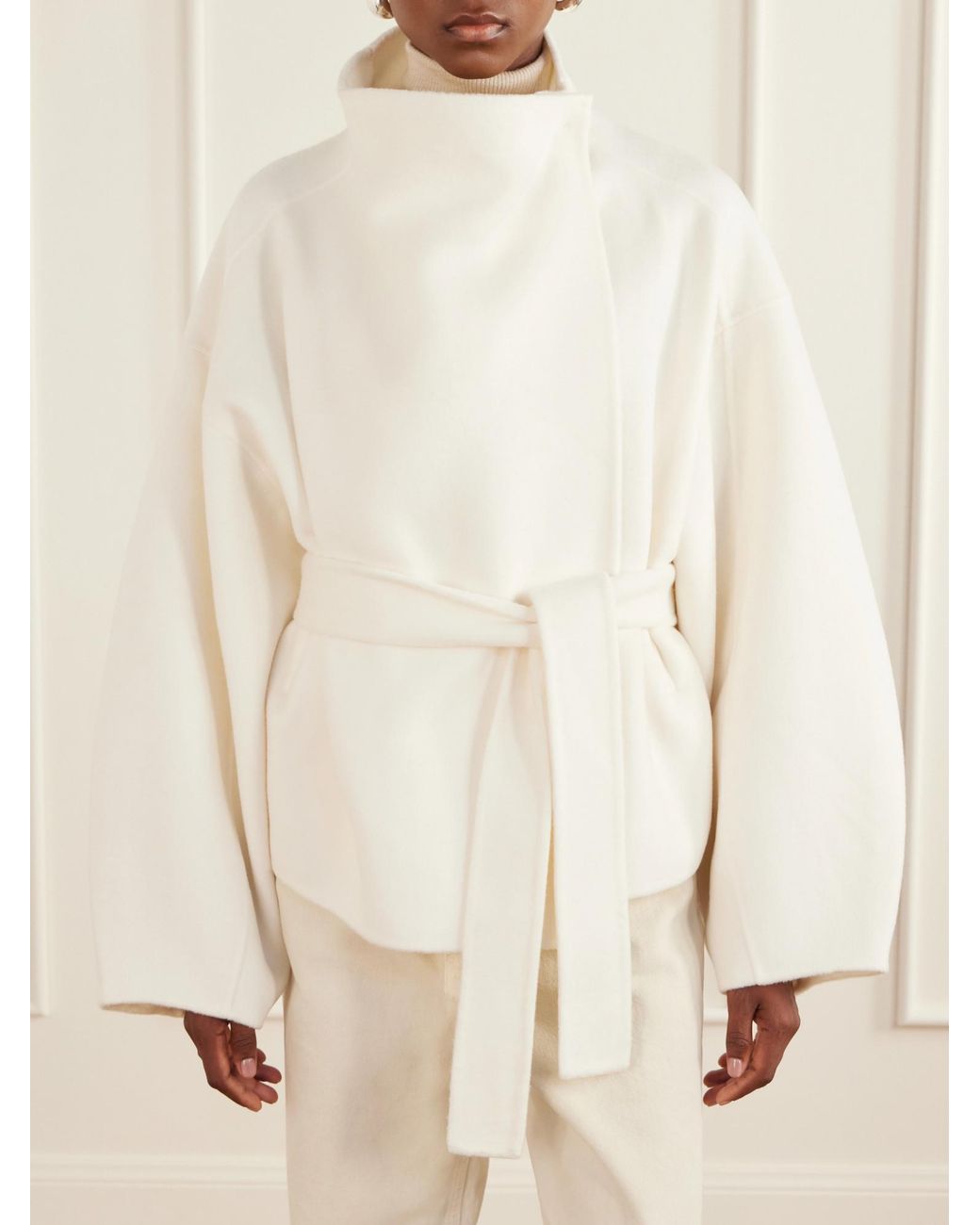 Frankie Shop White Coats