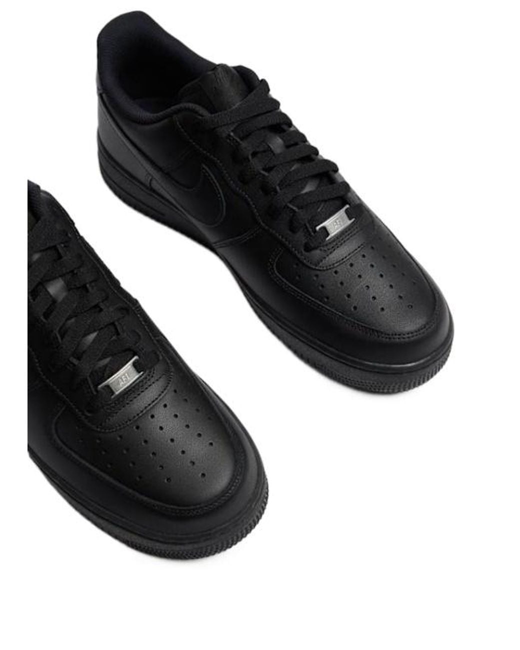Nike Black Lowtop Laceup Shoes for men