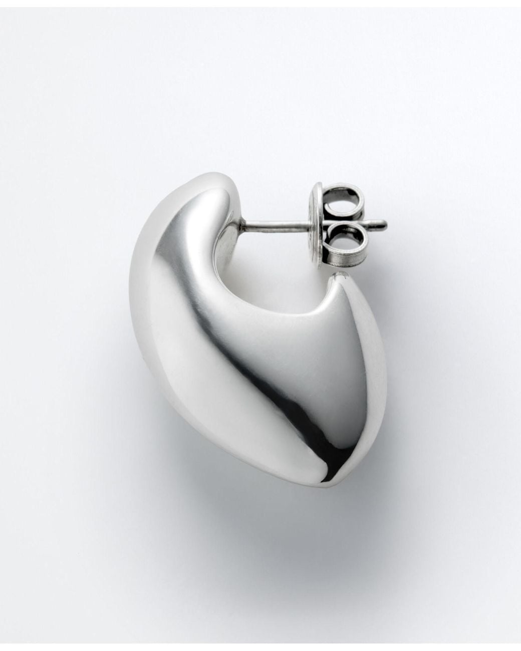 Bottega Veneta Metallic Small Claw Earrings