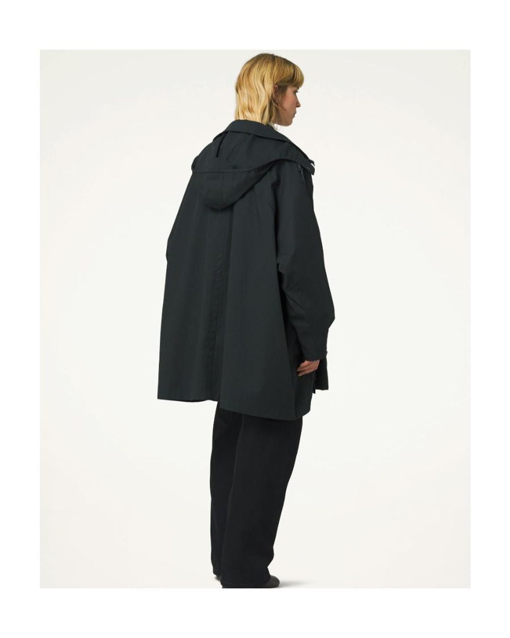 Lemaire Removable Hood Raincoat in Black | Lyst Lemaire Removable Hood Raincoat in Black | Lyst