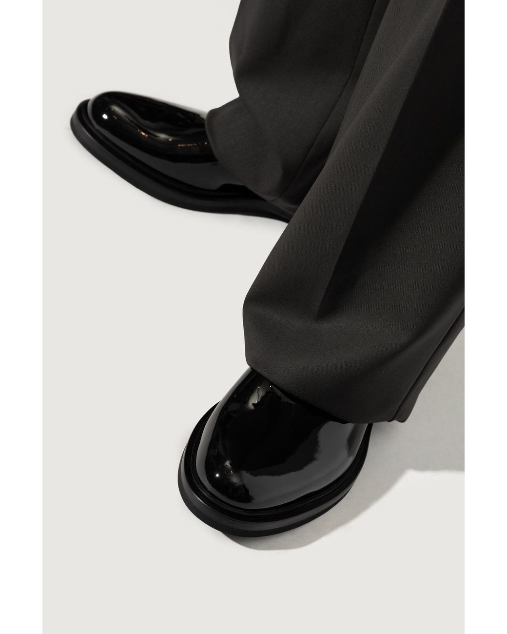 Dolce & Gabbana Black Round Toe Derby Shoes for men