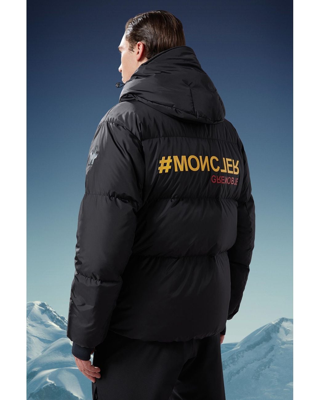 Moncler Black Mazod Short Down Jacket for men