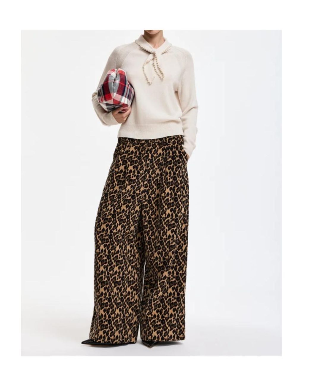 Essentiel Antwerp White Kasa Bow-Collar Sweater