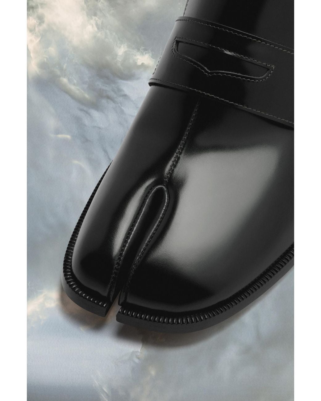Maison Margiela Black Tobi Toe Loafers for men