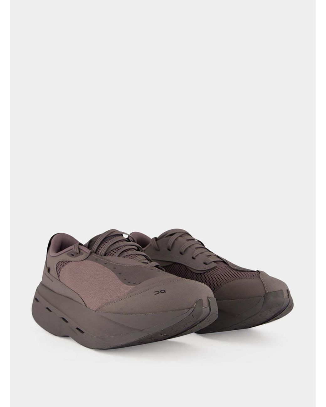 On Shoes Brown Round Toe Lace-Up Sneakers for men