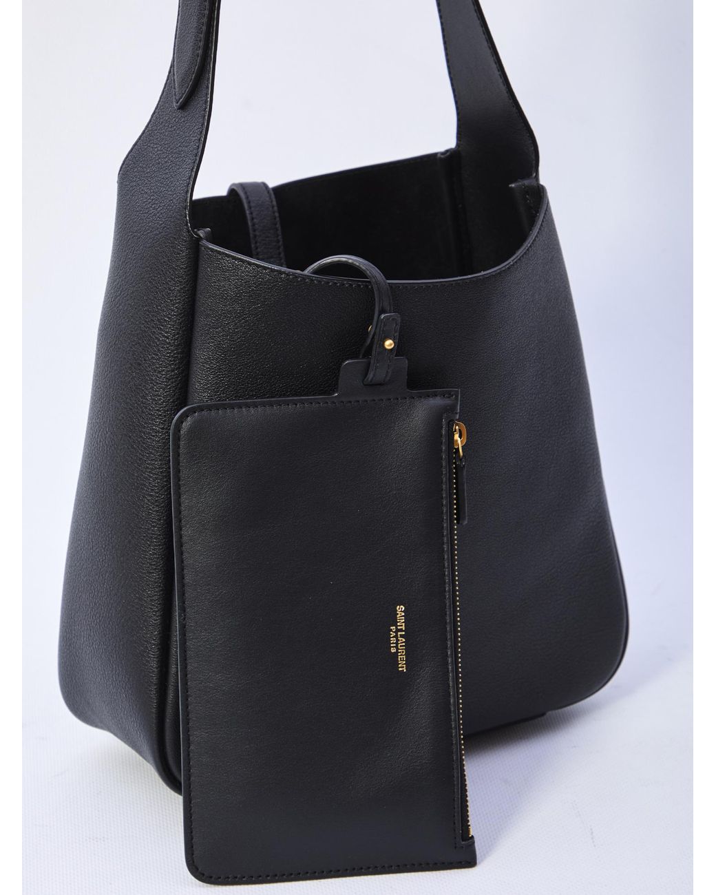 Saint Laurent Black Le 5 À 7 Small Shoulder Bag
