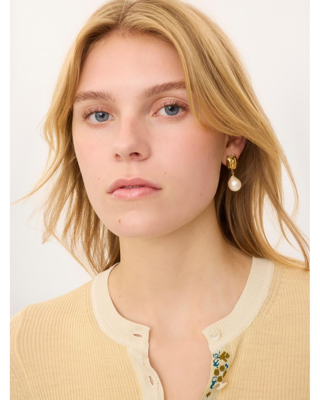 Chloé White Chloé Tulip Detailed Earrings