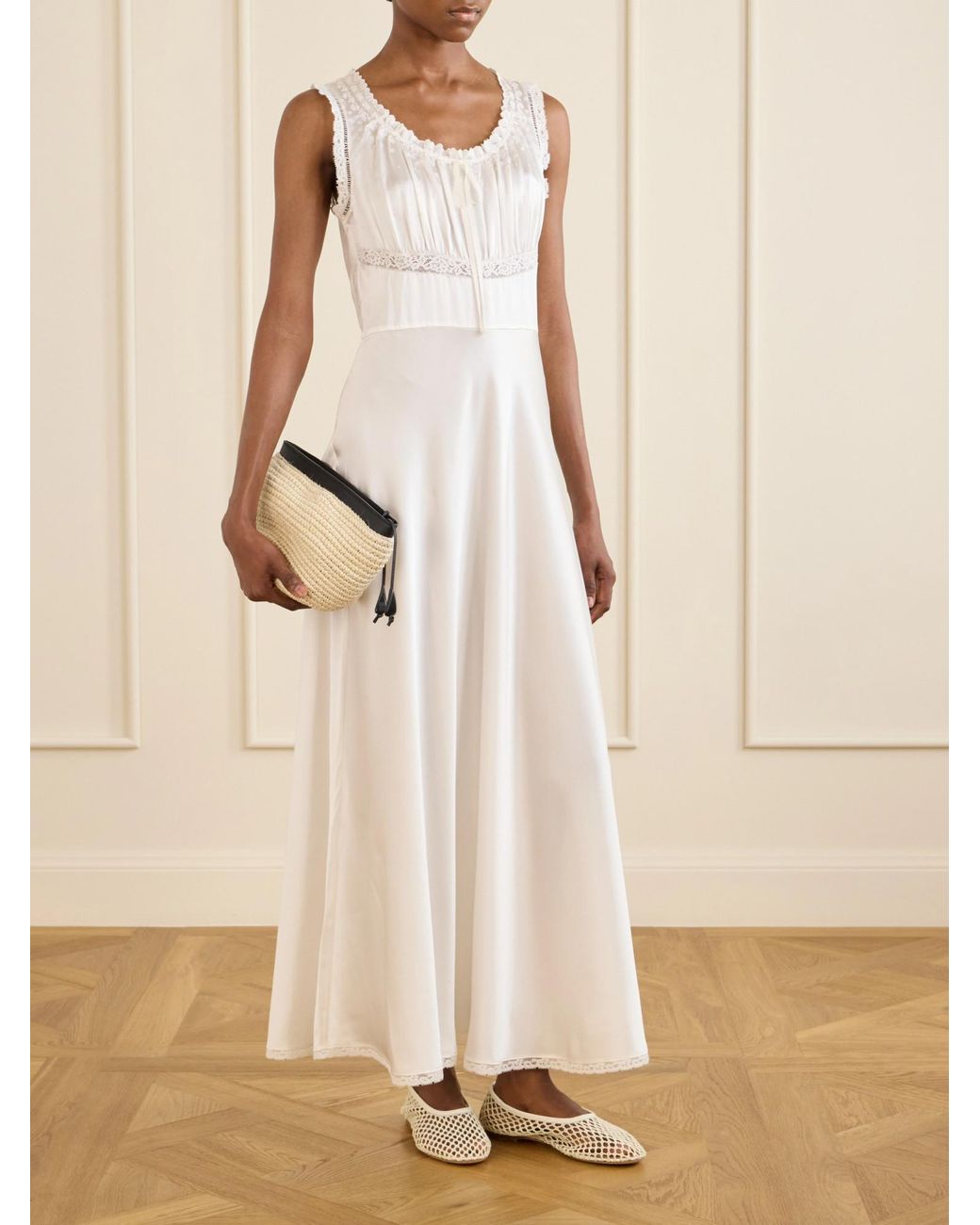Doen White Silk Dress