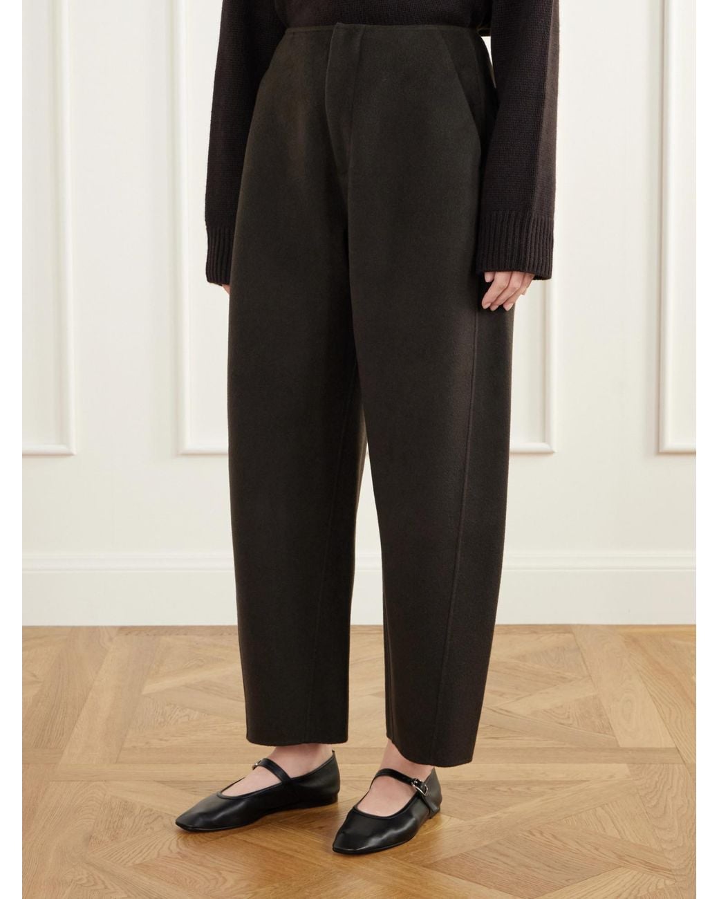 Lisa Yang Black Cashmere Barrel-Leg Pants