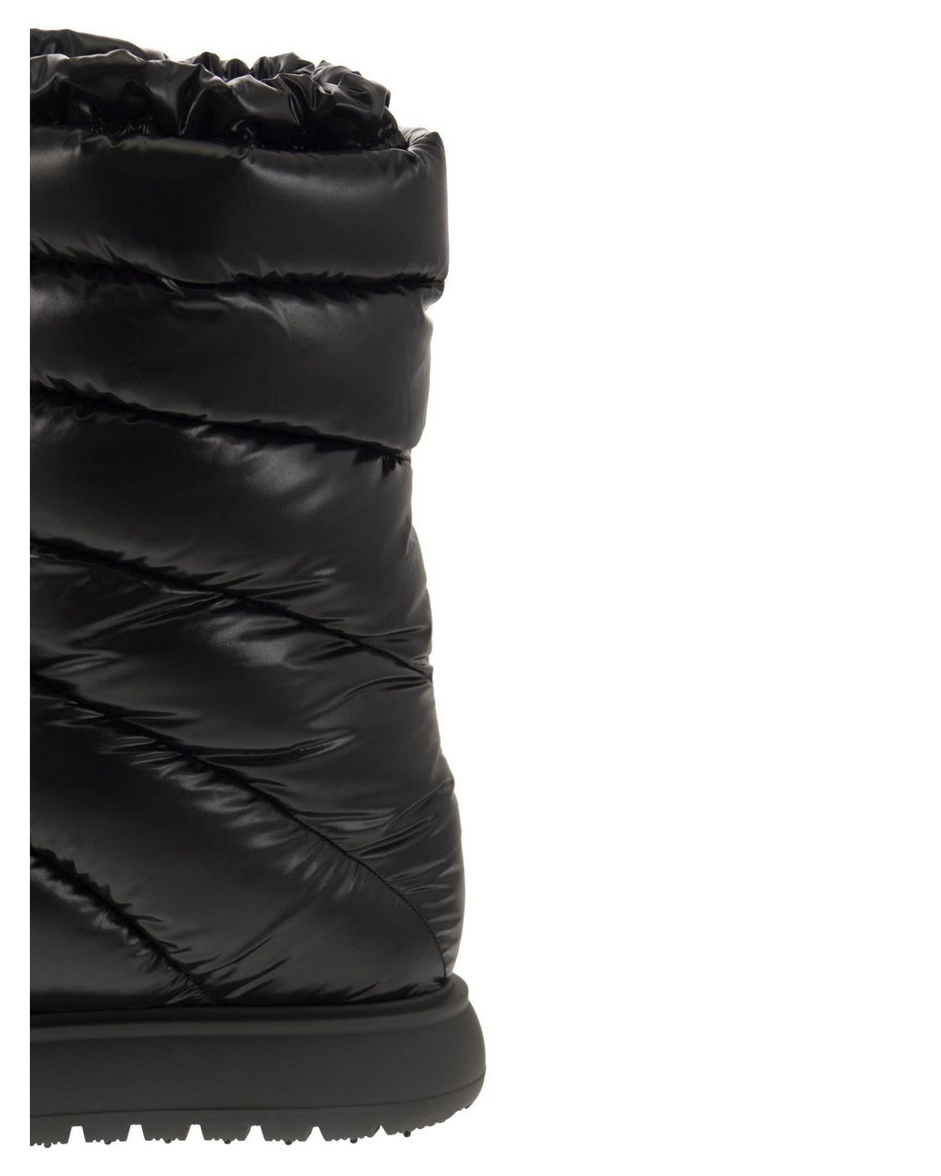 Moncler Black Logo Motif Patch Puffer Boots