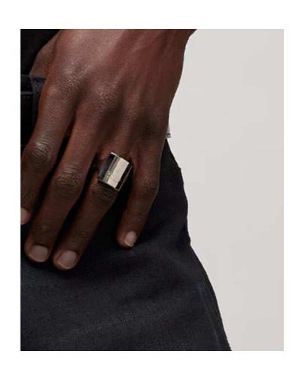 Gucci Metallic Trademark Crystal Ring for men