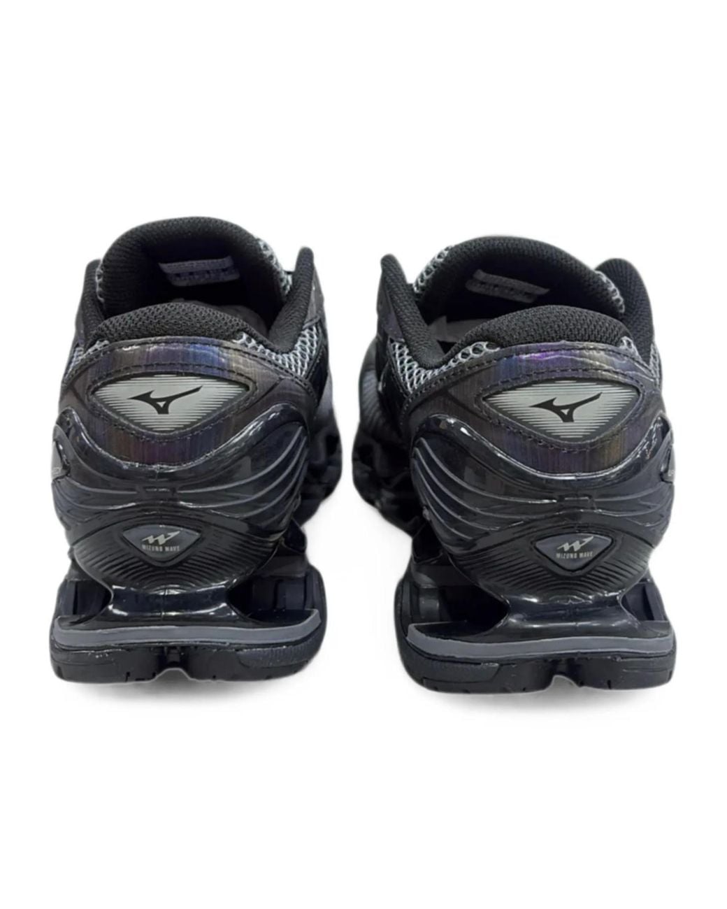 Mizuno Black Round-Toe Sneakers for men