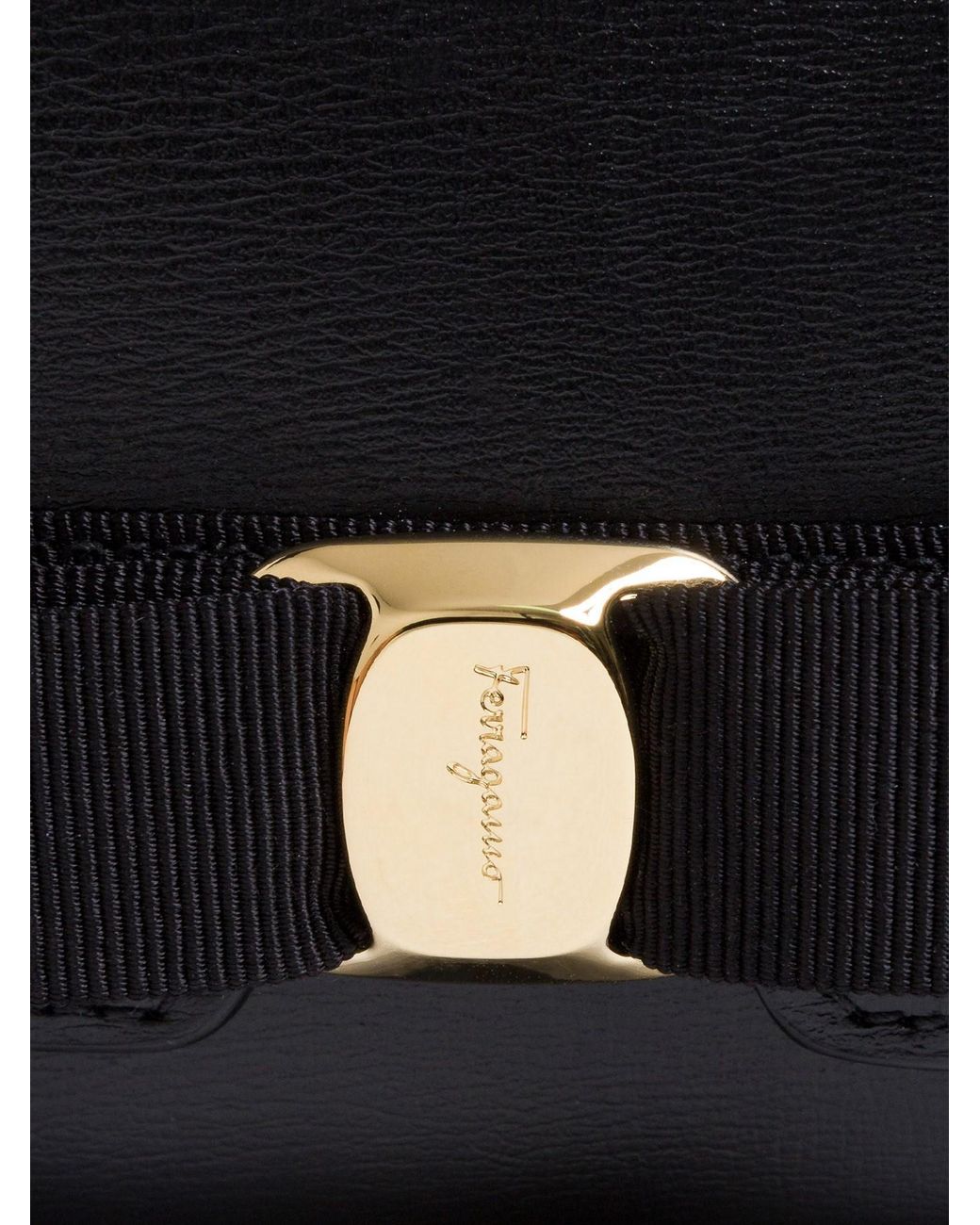 Ferragamo Black Ferragamo New Vara Wallet