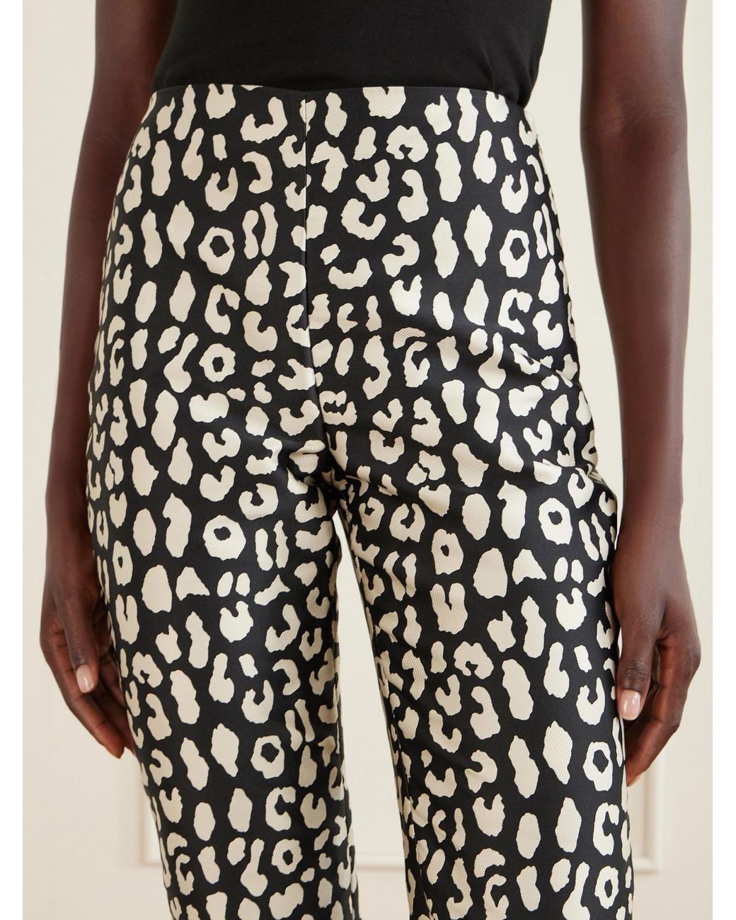 Carolina Herrera Black Leopard-Patterned Jacquard Slim-Leg Pants