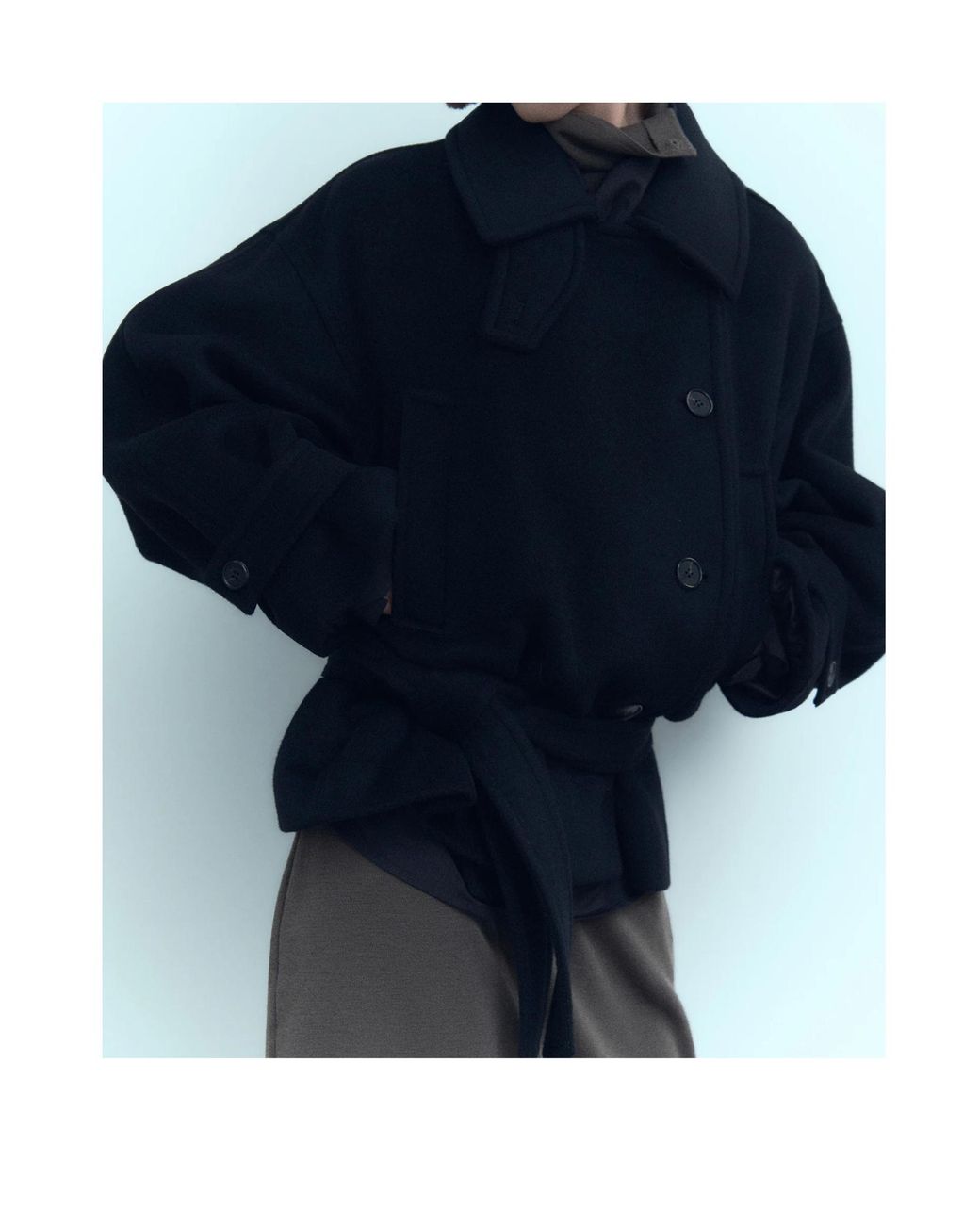 Juun.J Black Stand-Collar Long-Sleeved Coat