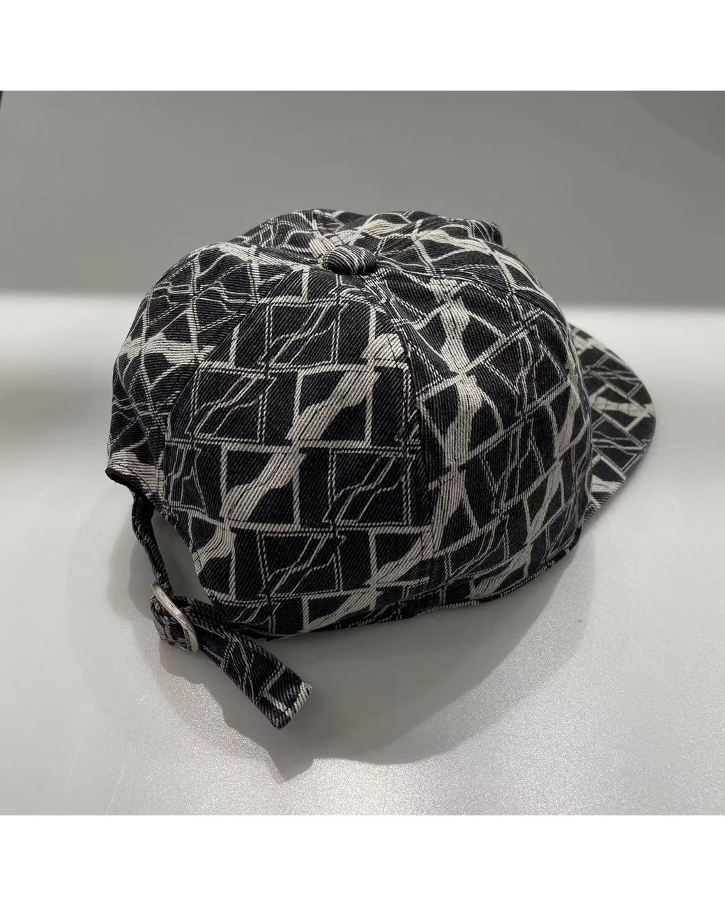 we11done Black Logo Baseball Hat for men