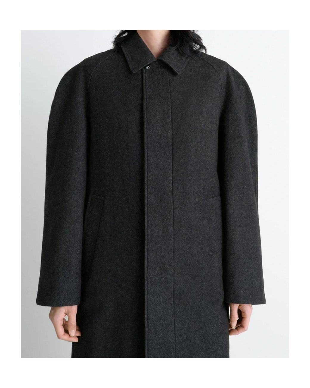 Lemaire Raglan Sleeve Coat in Black | Lyst UK