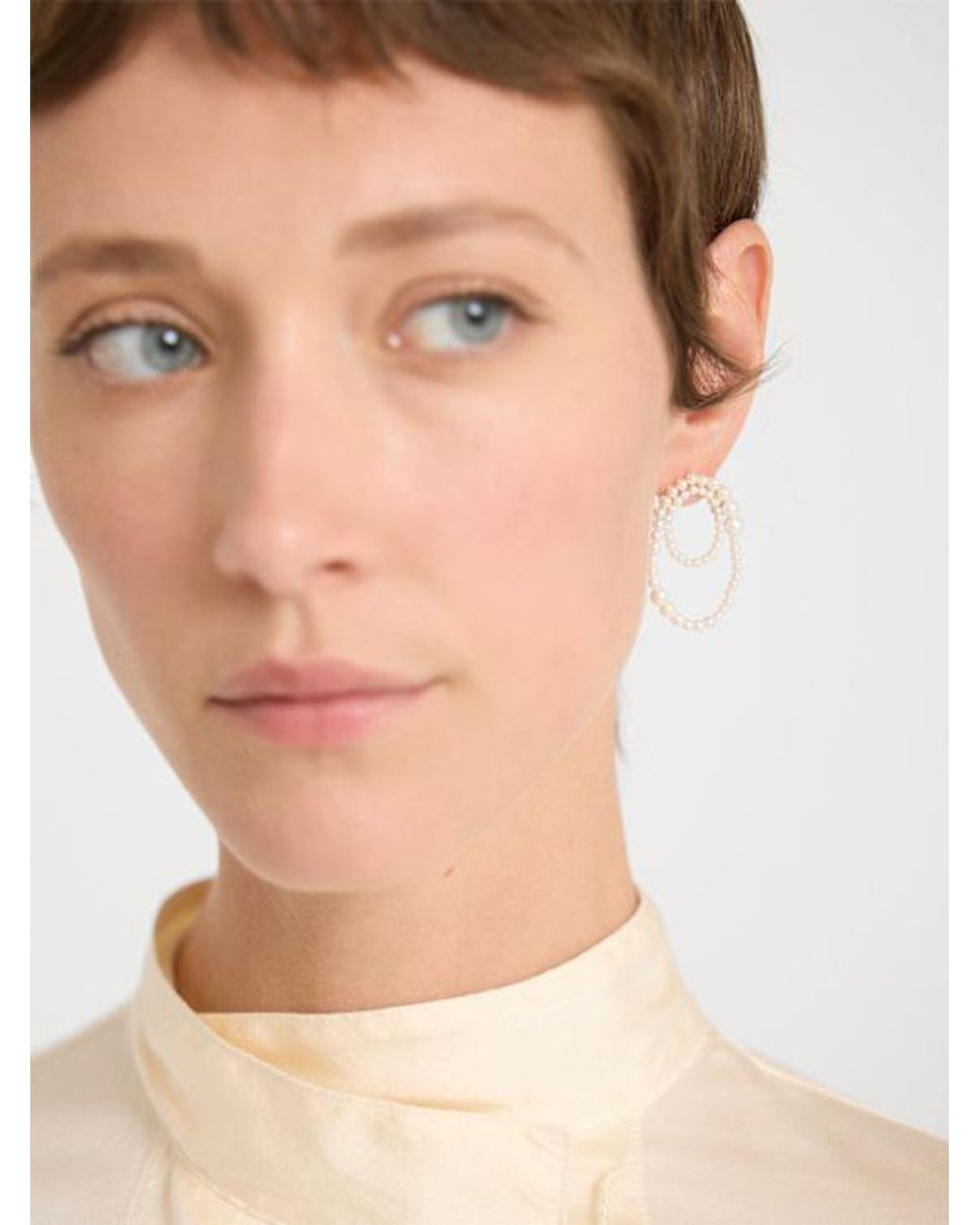 Sophie Bille Brahe White Embrassee Pearl Single Earring