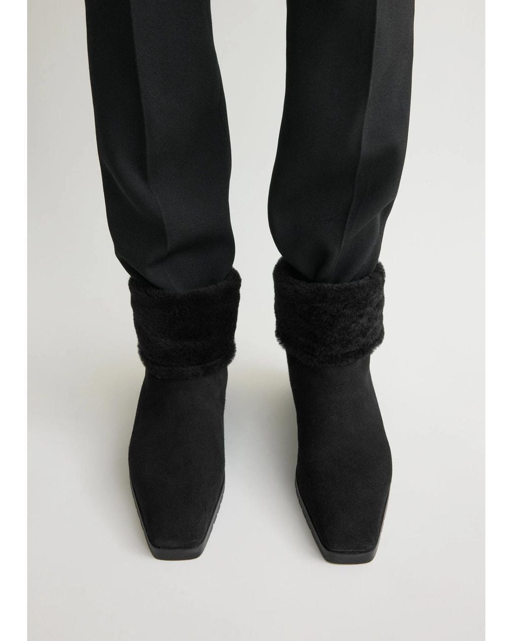 Totême Black Fold-Down Shearling Boots