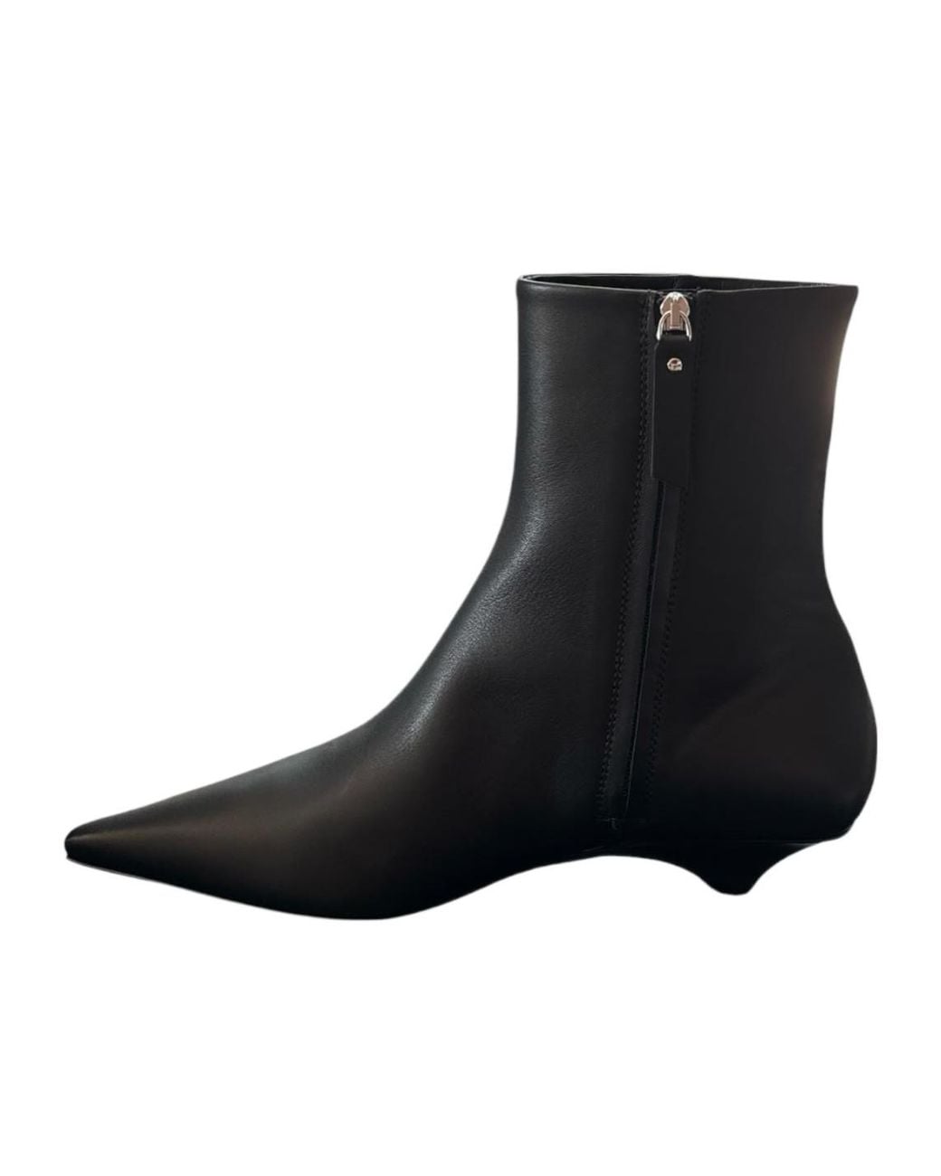 Vic Matié Black Pointed-Toe Side-Zip Ankle Boots