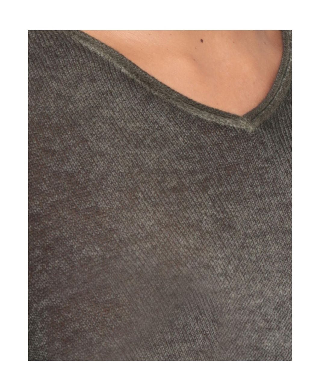 Avant Toi Gray Raw-Edge V-Neck Knitted Sweater