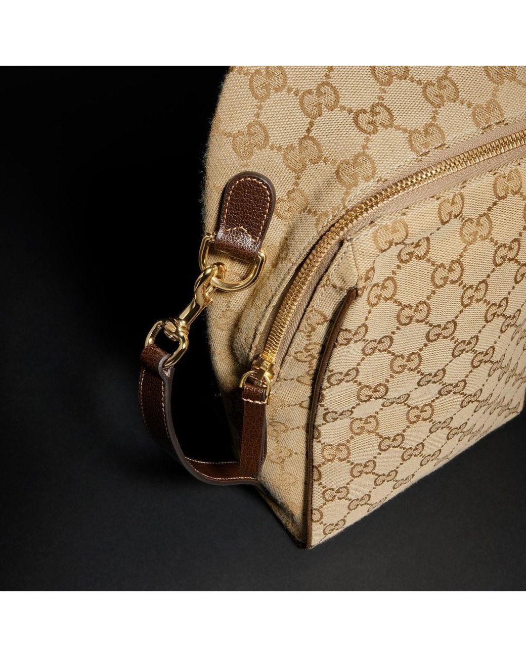 Gucci White Medium Crossbody Sling Bag for men