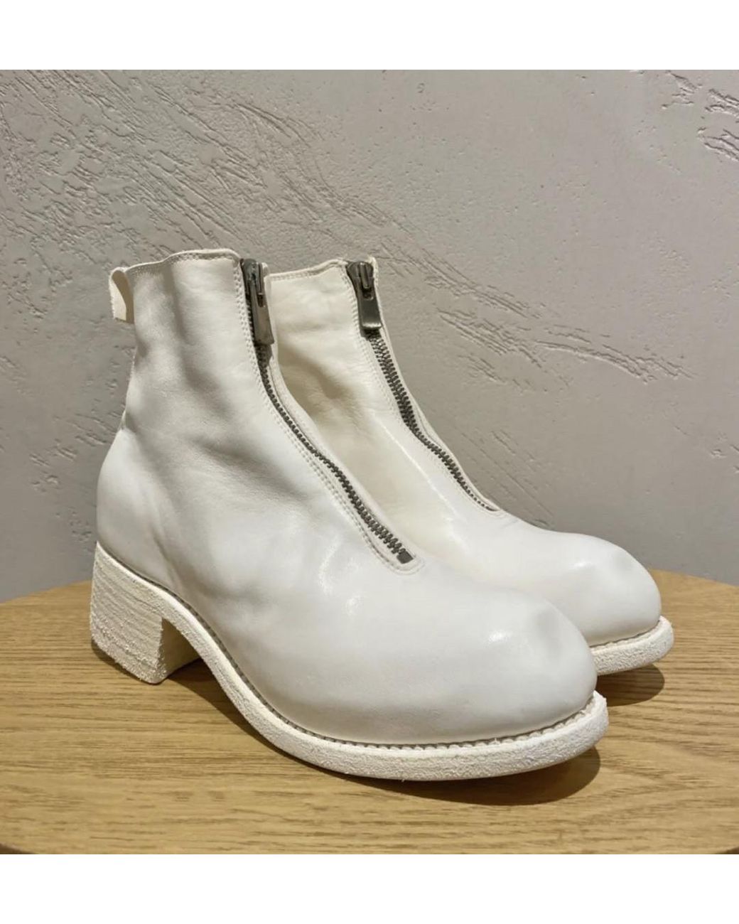 Guidi Natural Logo Zip Ankle Boots