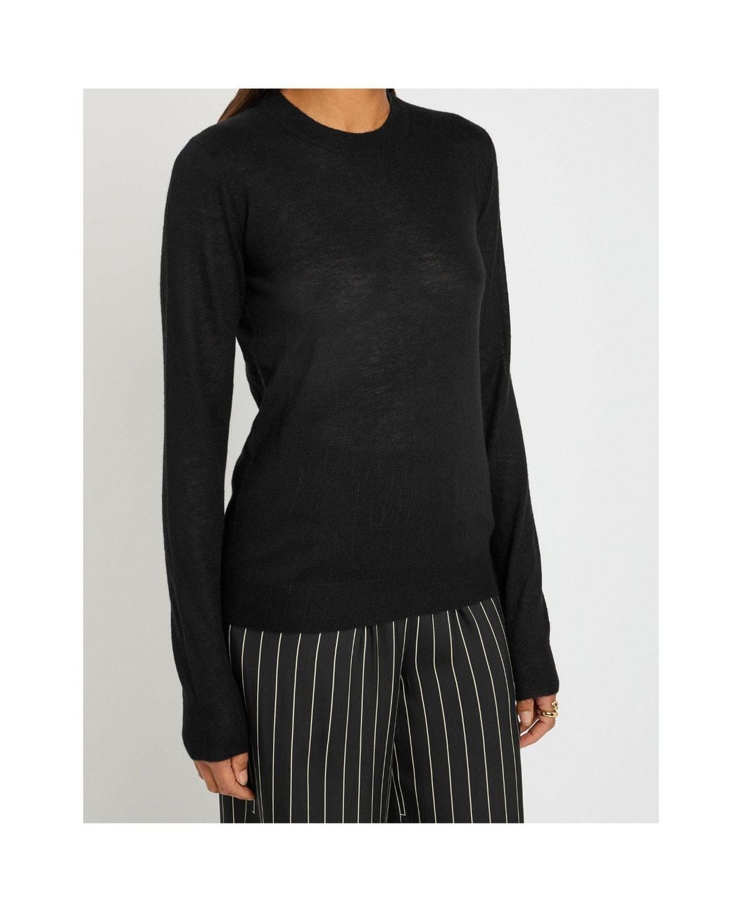 Joseph Black Crew Neck Long-Sleeved Knitwear