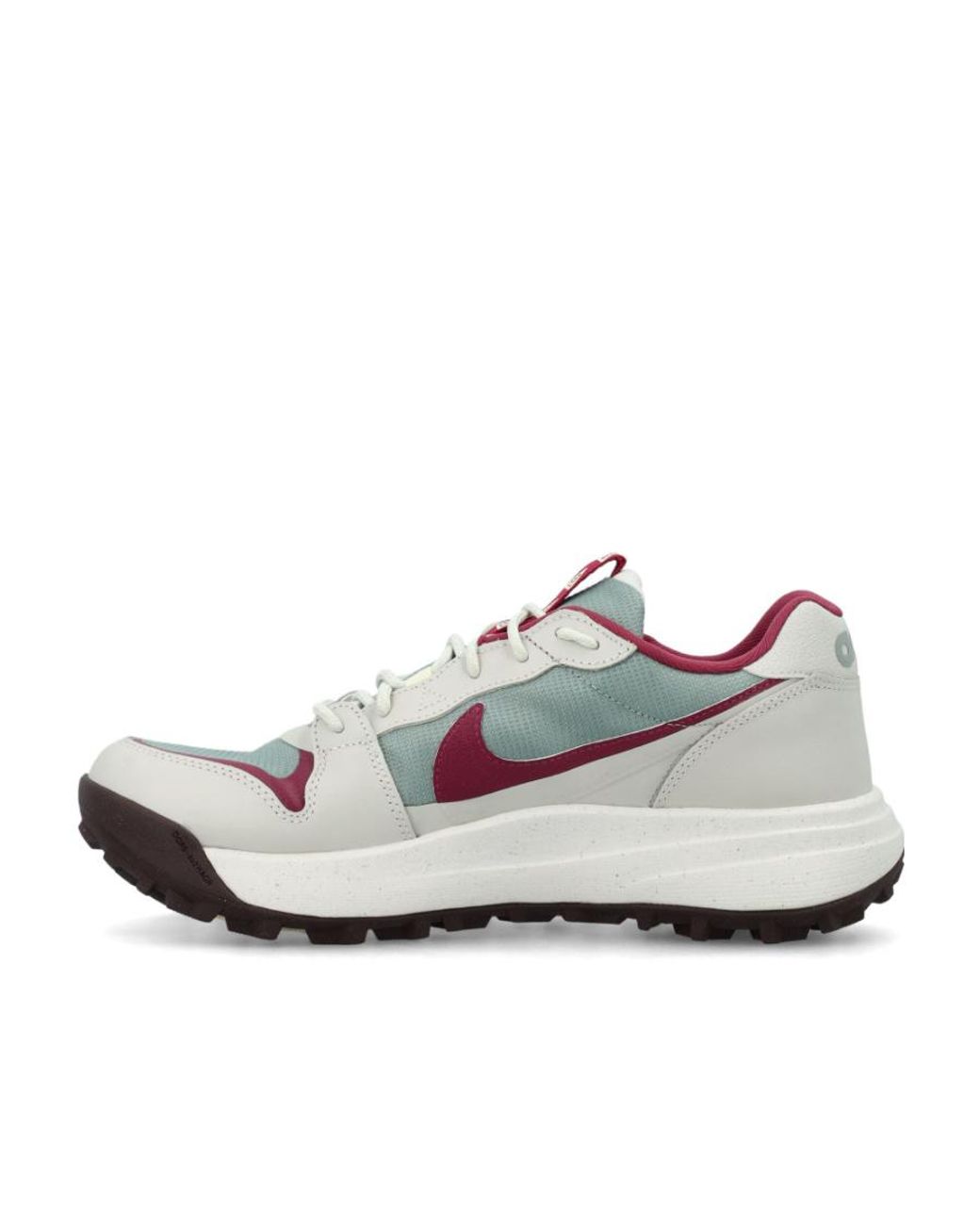 Nike White Acg Lowcate Lace-Up Sneakers for men