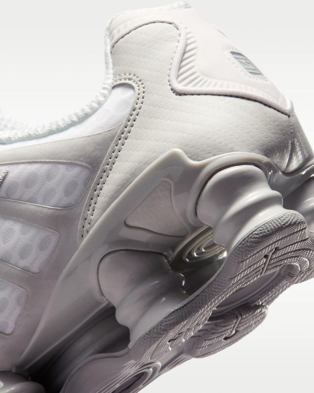 Nike Gray Shox Tl Se Trainers for men