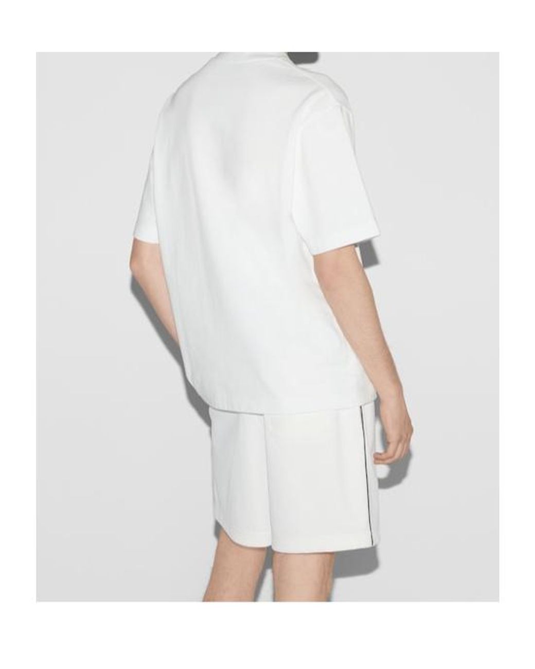 Gucci White Logo Printed Crewneck T-Shirt for men