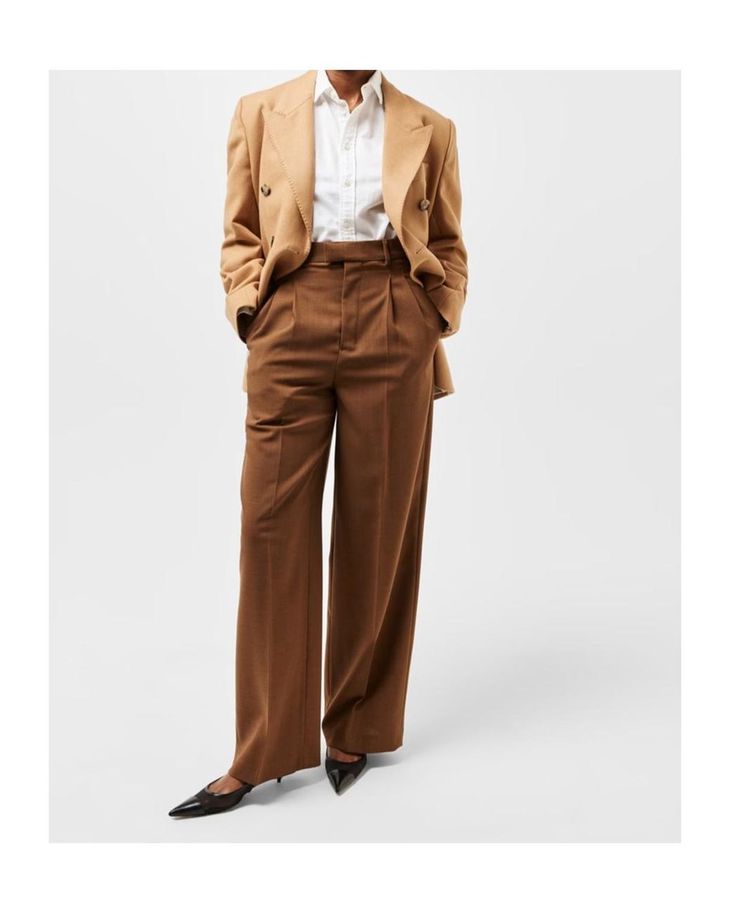 AMI Natural Tailored Fit Textured Blazer