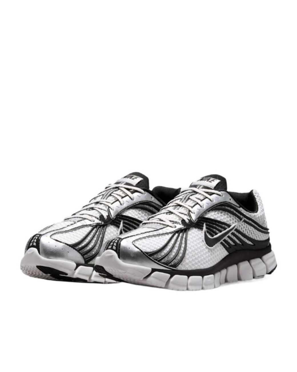 Nike Black Zoom Skylon 11 Running Shoes for men