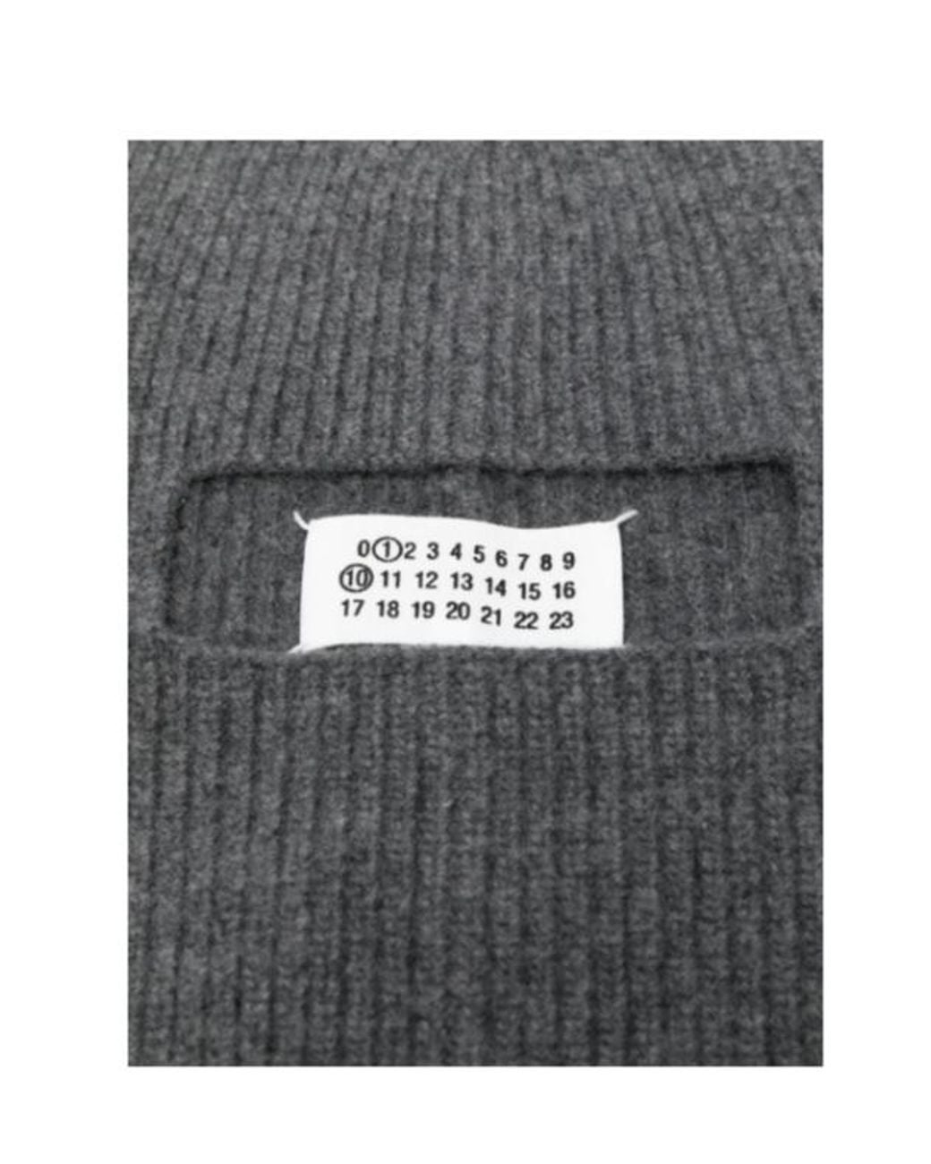 Maison Margiela Gray Logo-Patch Ribbed Beanie Hat for men