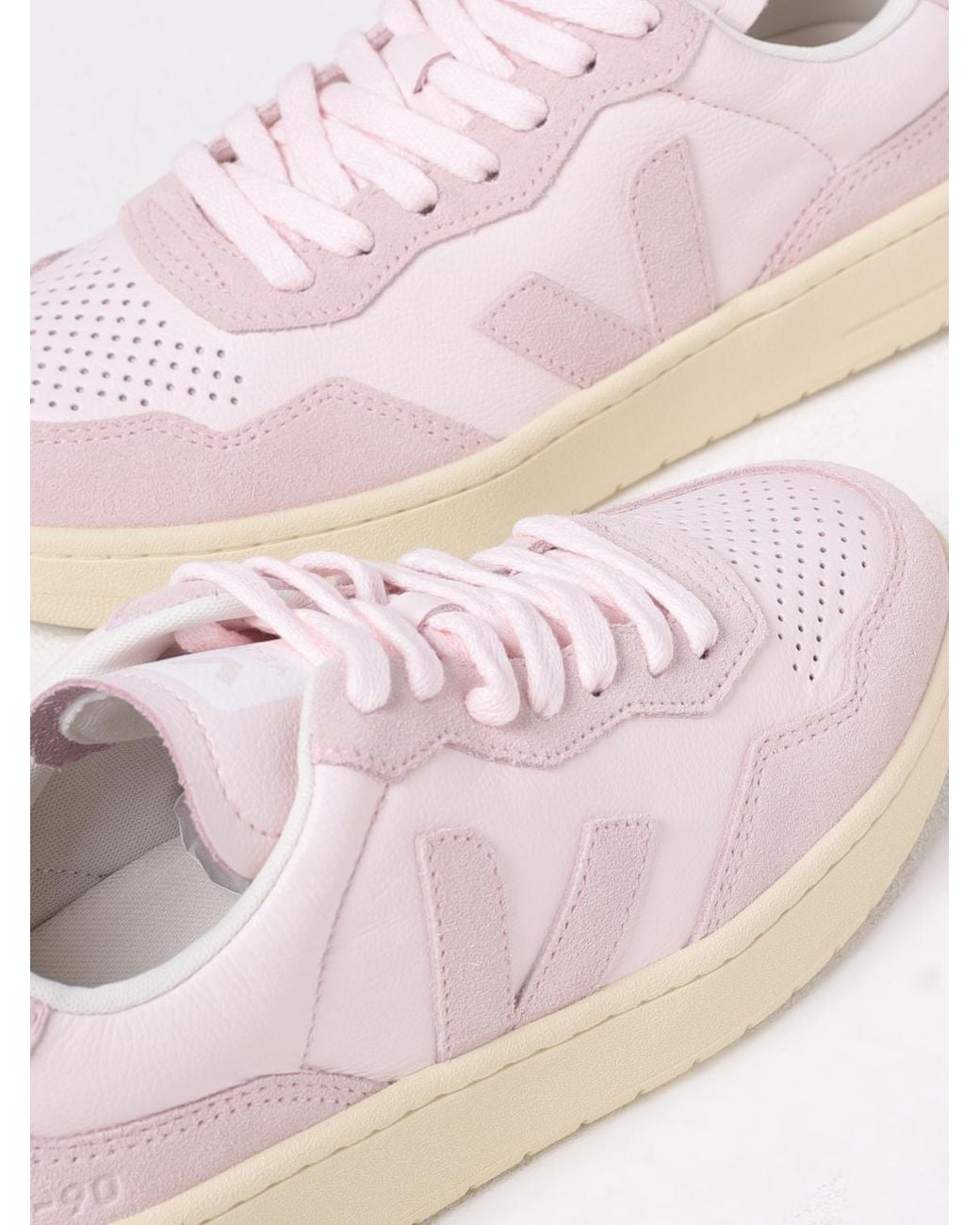 Veja Pink Round-Toe Lace-Up Sneakers