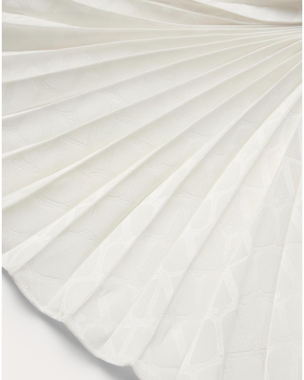 Valentino White Jacquard Iconographe Pleated Skirt
