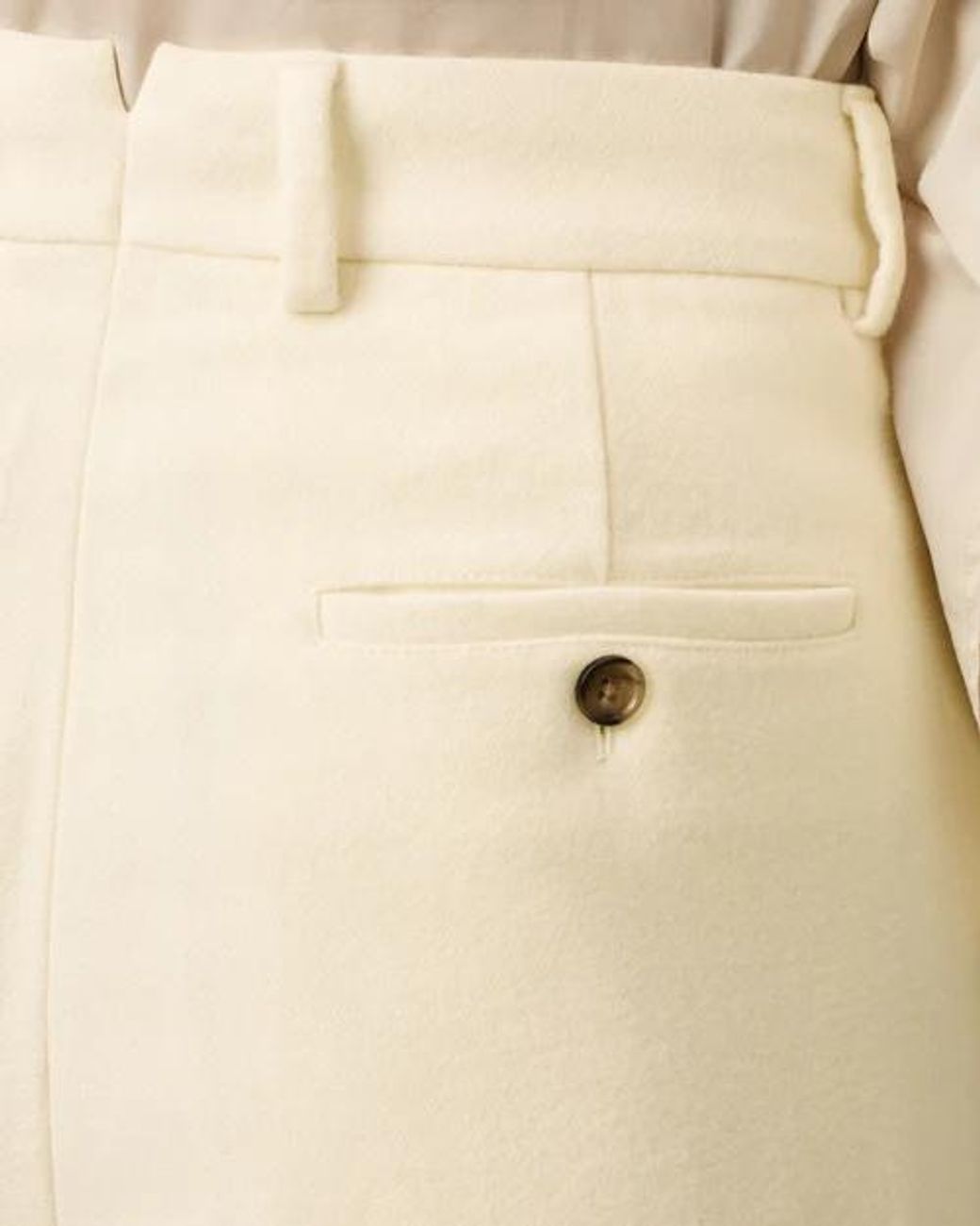 AMI Natural Wide Leg Trousers