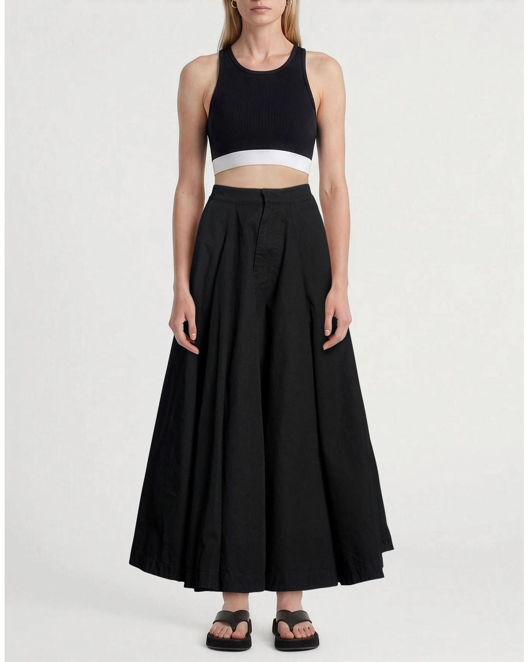 Balenciaga Black Solid-Colored Pleated Skirt