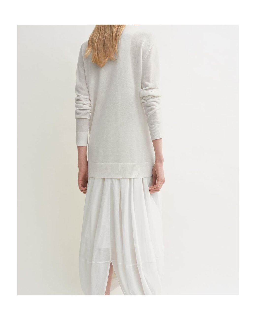 Totême White Totême Crewneck Long-Sleeved Knitted T-Shirt