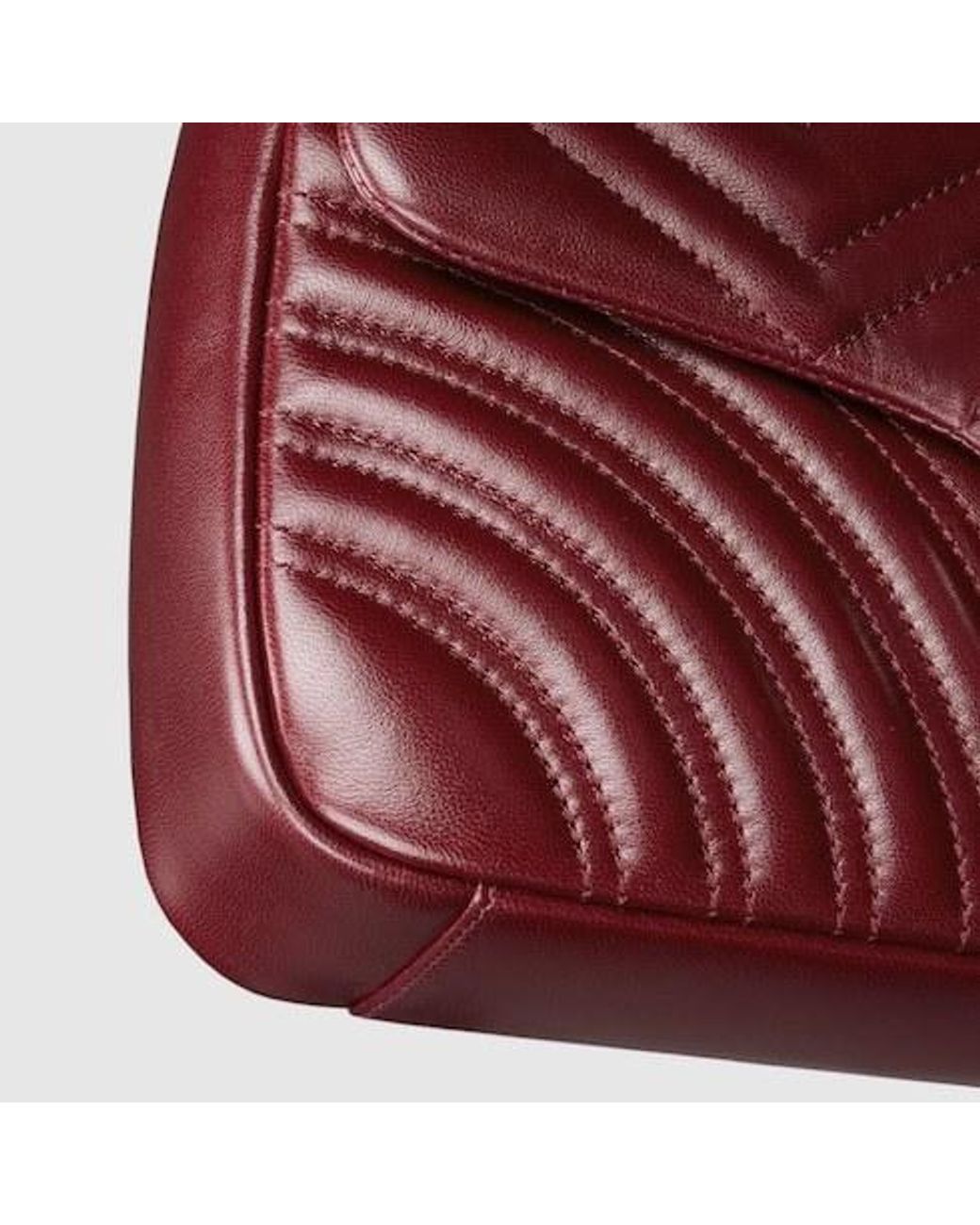 Gucci Red Gg Marmont Medium Shoulder Bag