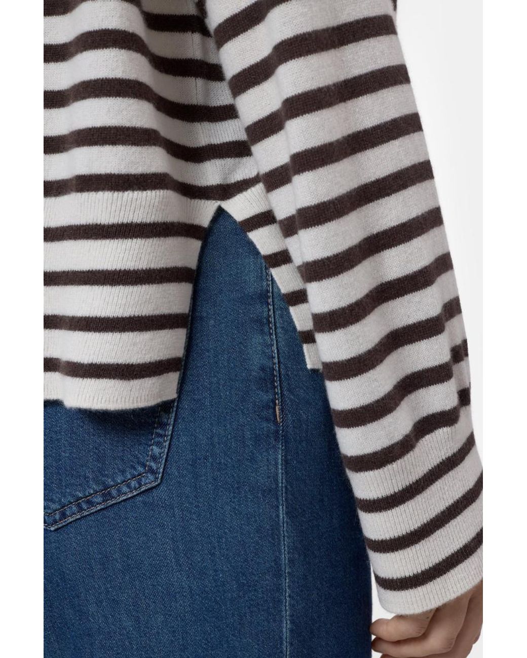 Closed Gray Striped Knitted Sweater