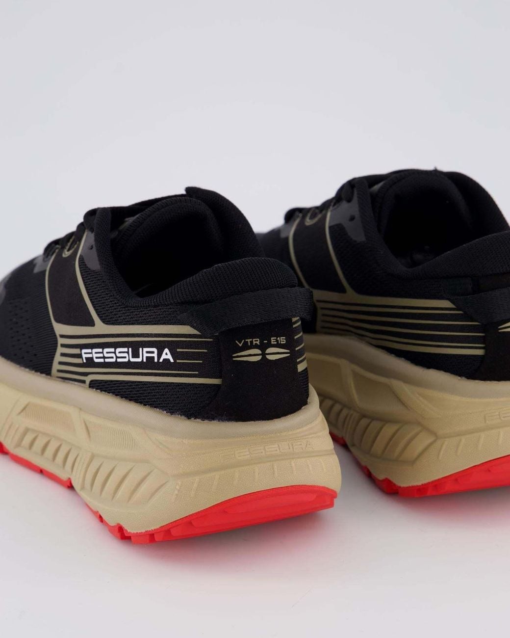 Fessura Black Trail Vtr Sneakers